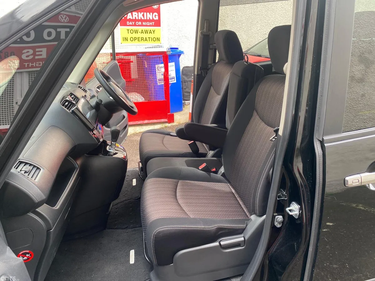 Nissan Serena MPV, Petrol, 2014, Black