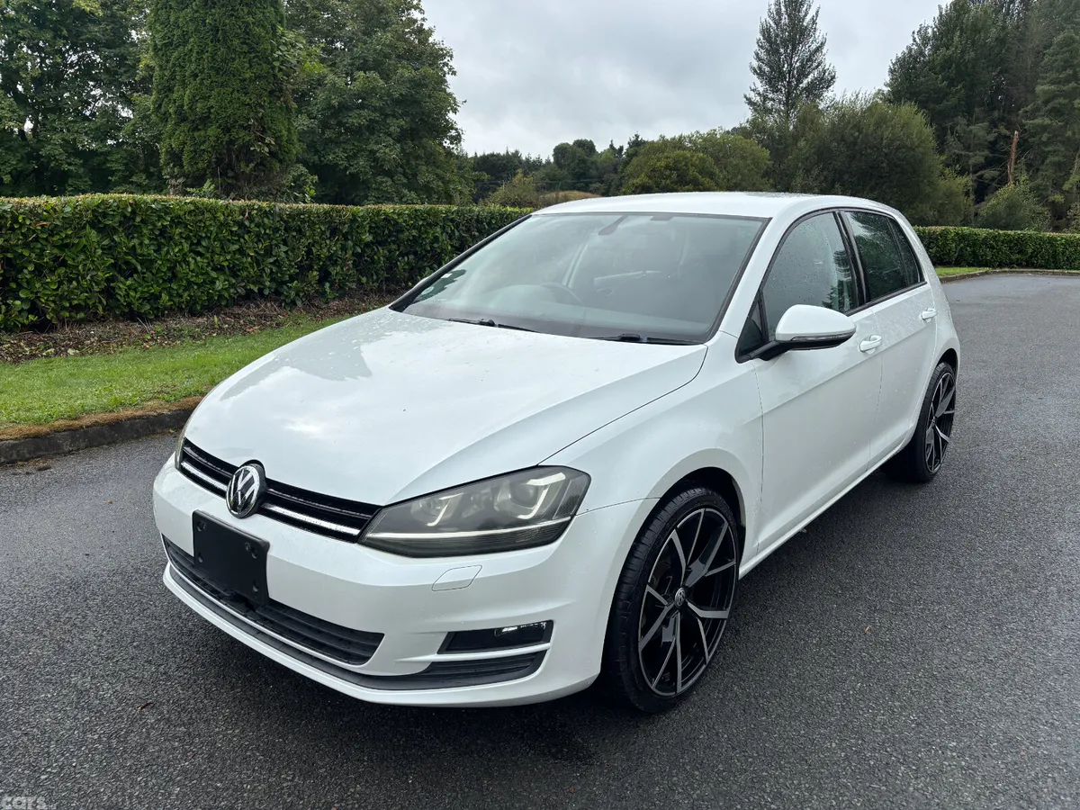 Volkswagen Golf Hatchback, Petrol, 2015, White