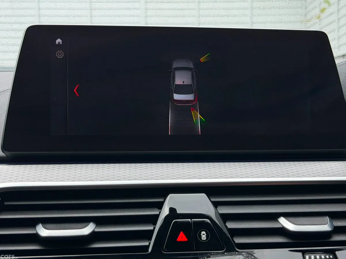 BMW 5-Series Saloon, Petrol Hybrid, 2019, Black