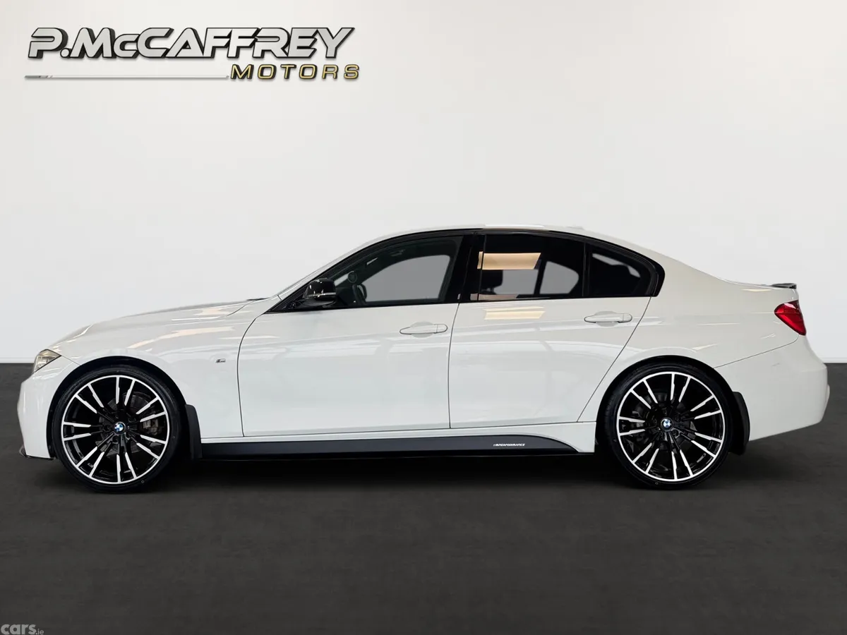 BMW 3-Series Saloon, Diesel, 2015, White