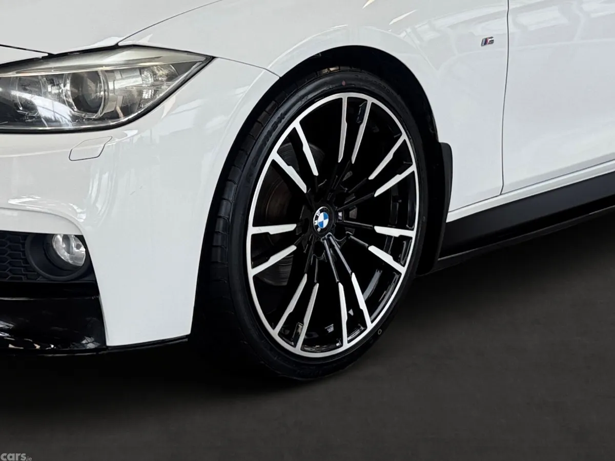 BMW 3-Series Saloon, Diesel, 2015, White