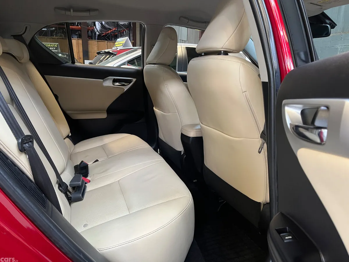 Lexus CT Hatchback, Petrol Hybrid, 2015, Red
