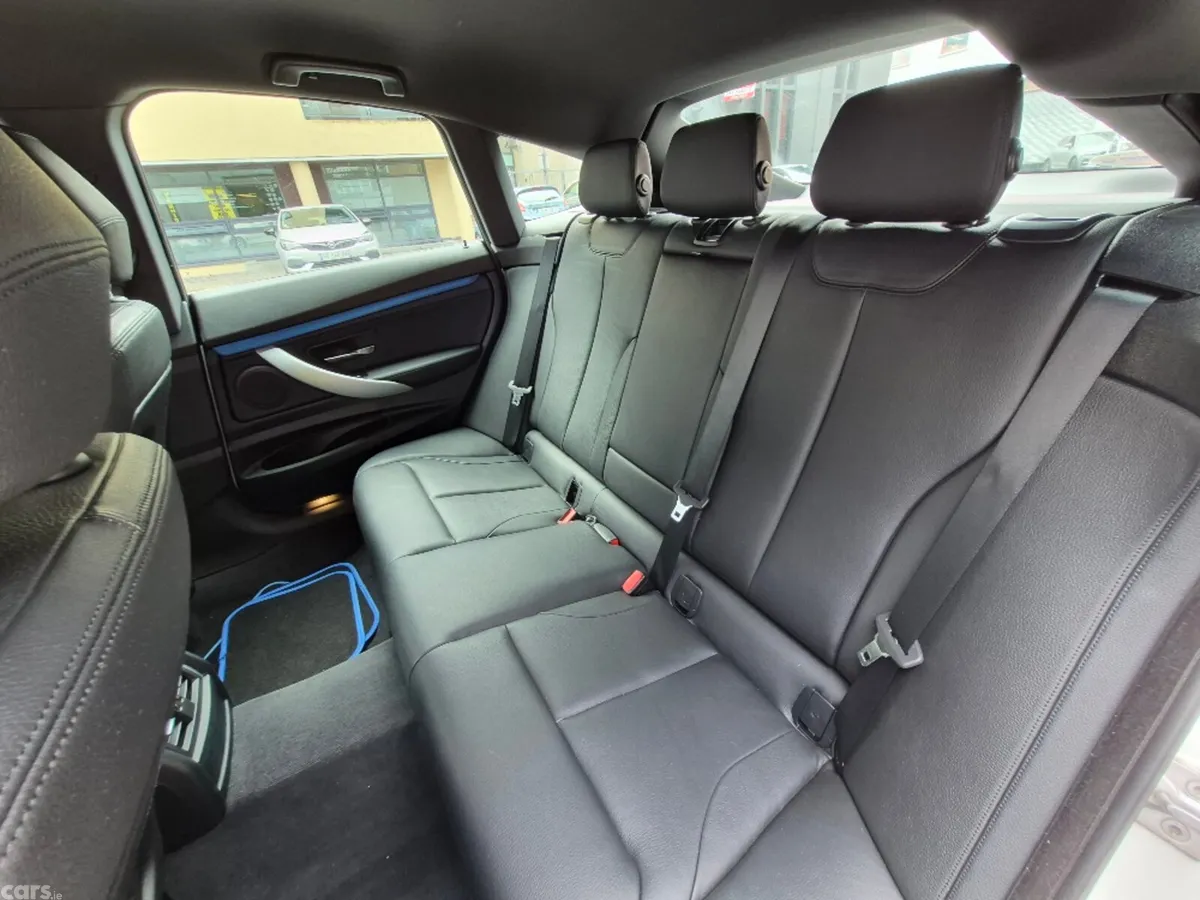 BMW 3-Series Hatchback, Diesel, 2015, White