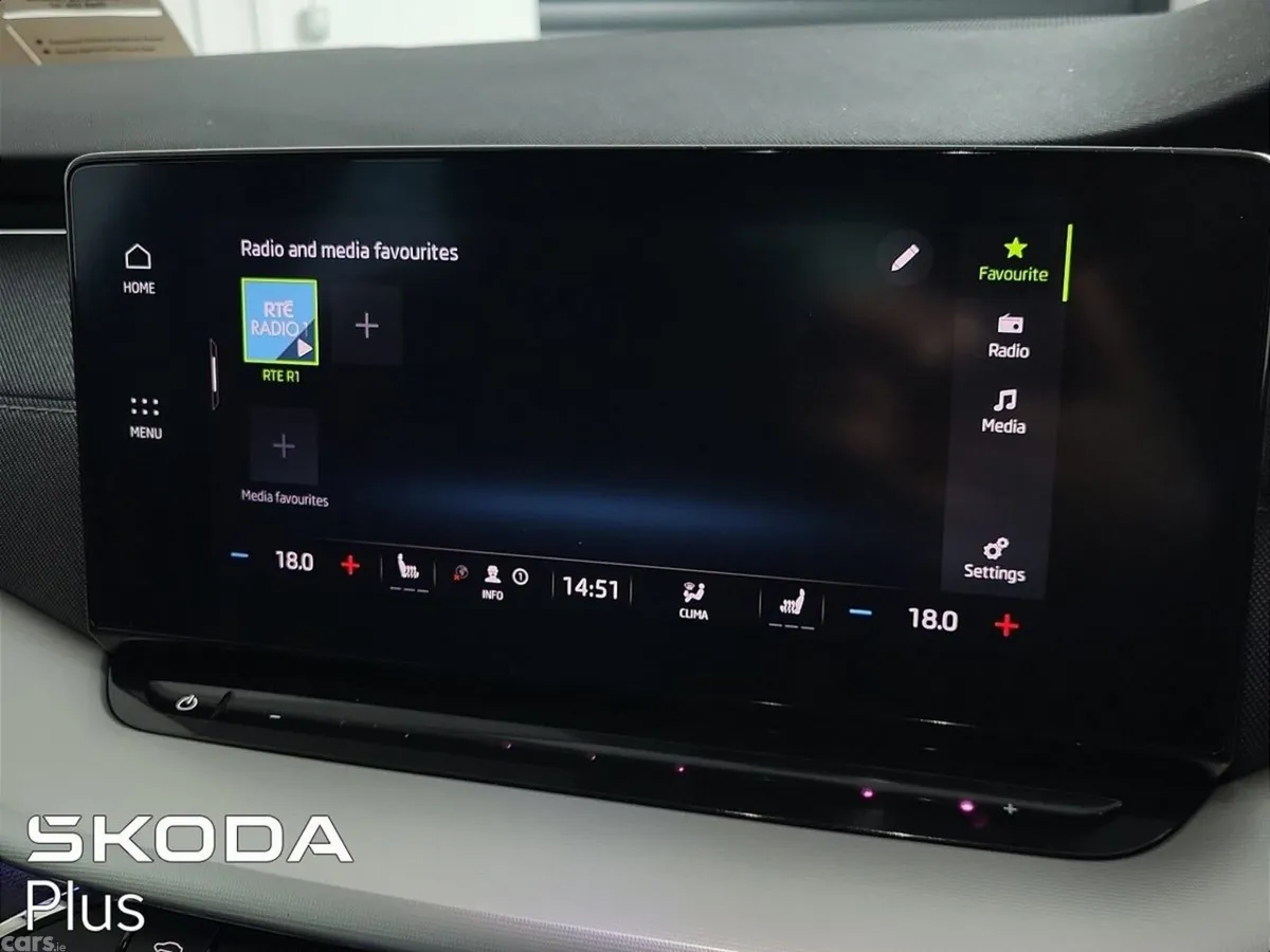Skoda Octavia Saloon, Petrol, 2023, Black