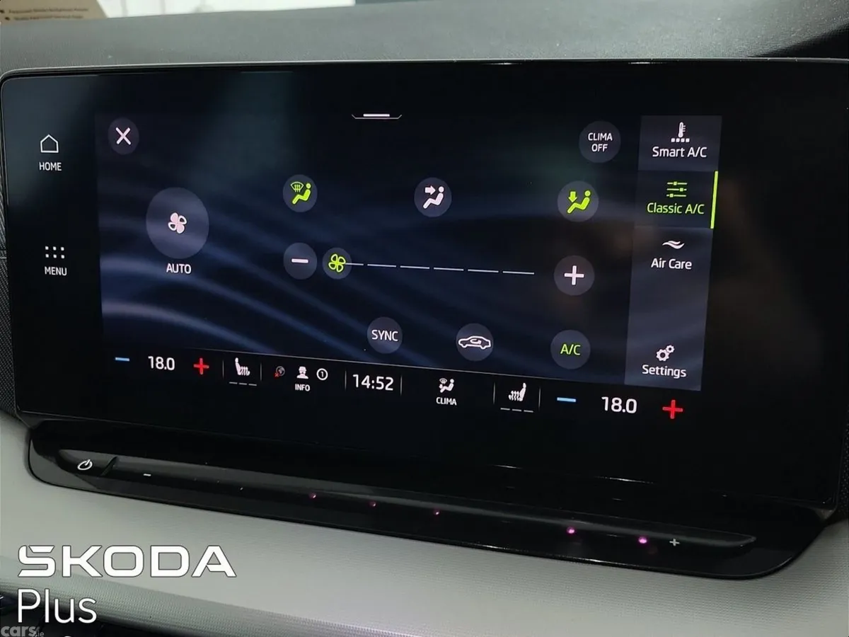 Skoda Octavia Saloon, Petrol, 2023, Black