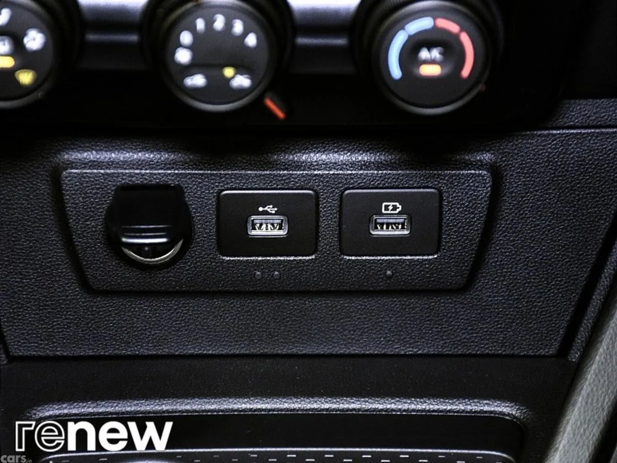 Dacia Duster SUV, Diesel, 2023, Grey