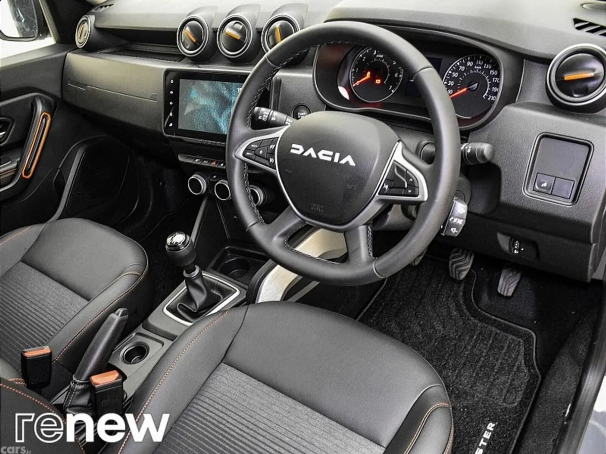 Dacia Duster SUV, Diesel, 2023, Blue