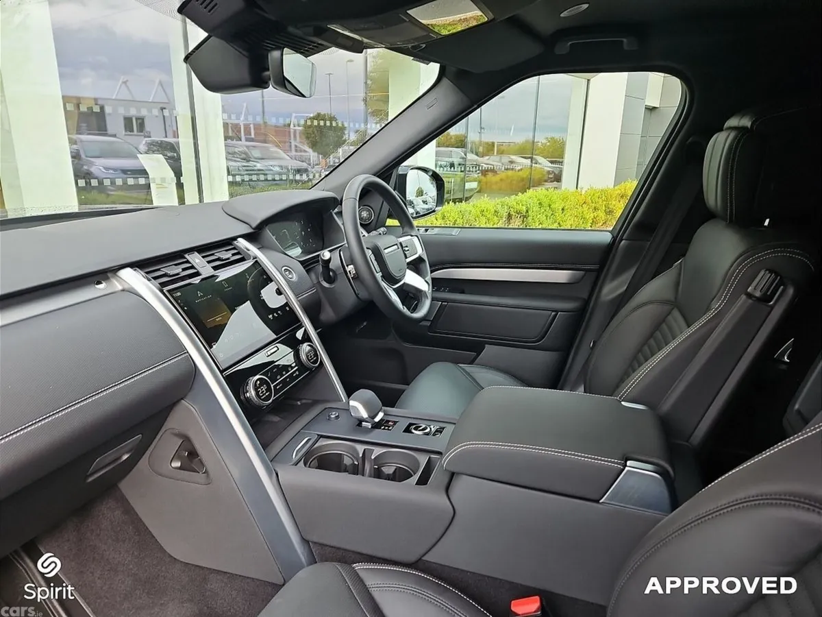 Land Rover Discovery SUV, Diesel, 2026, Black