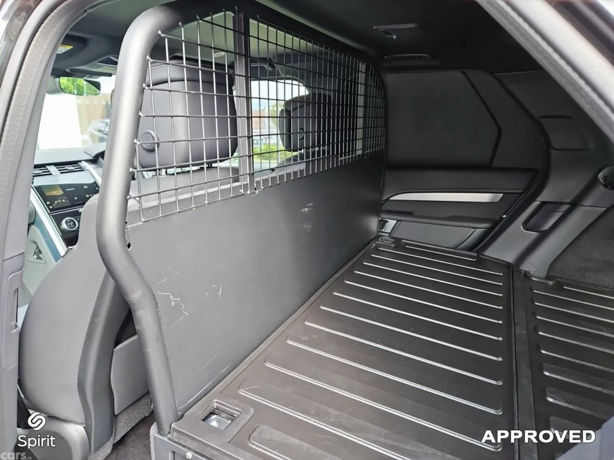 Land Rover Discovery SUV, Diesel, 2026, Black