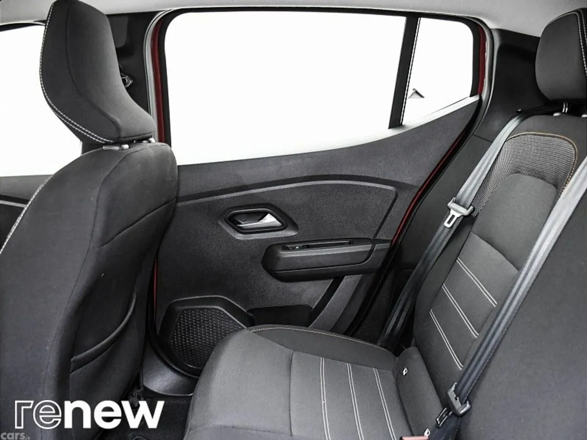 Dacia Sandero Stepway SUV, Petrol, 2022, Red
