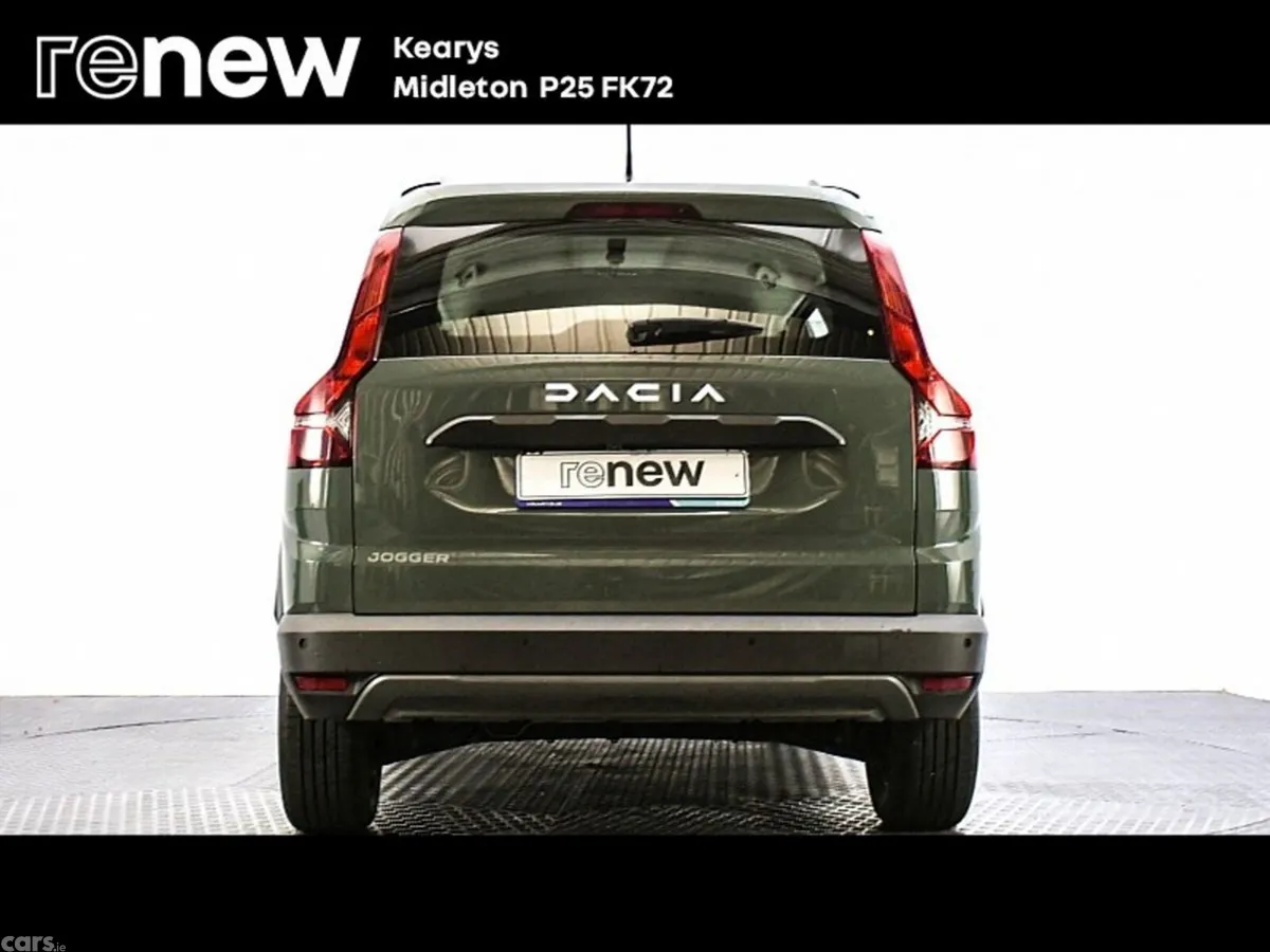 Dacia Jogger SUV, Petrol, 2023, Grey