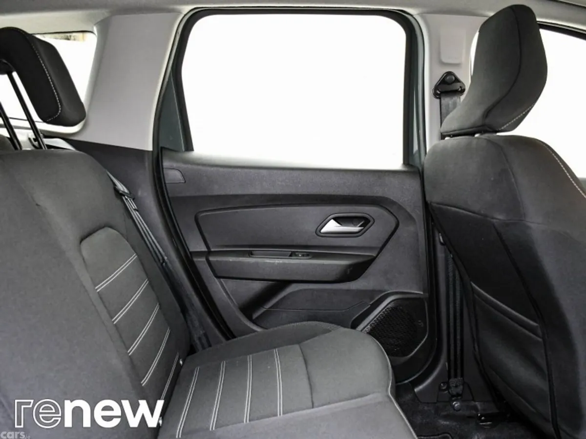 Dacia Duster SUV, Diesel, 2023, Grey