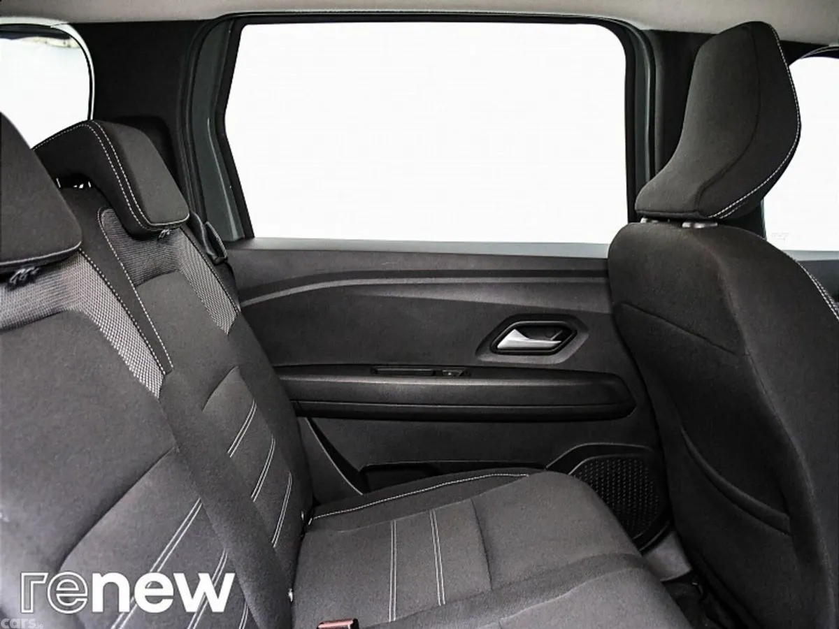 Dacia Jogger SUV, Petrol, 2023, Grey