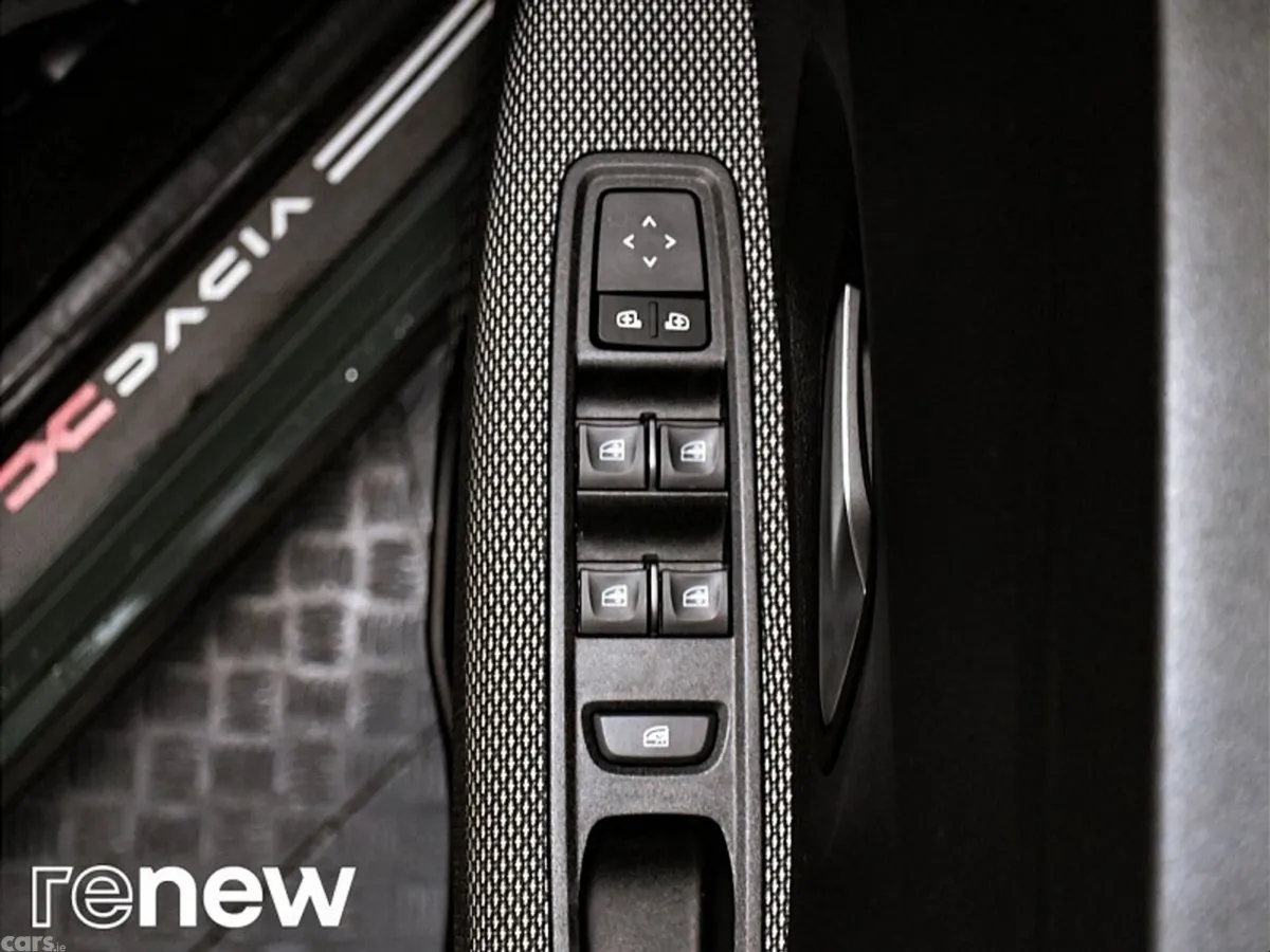 Dacia Jogger SUV, Petrol, 2023, Grey
