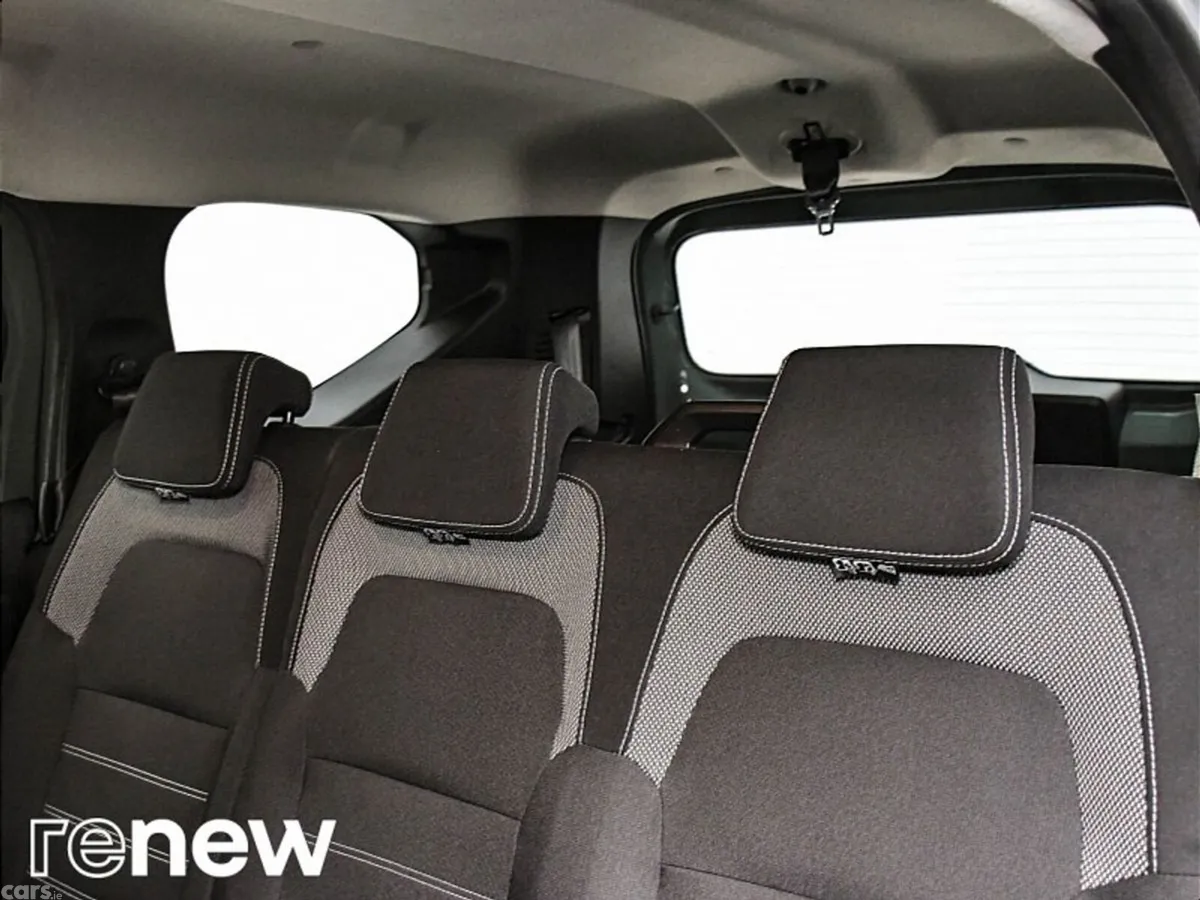 Dacia Jogger SUV, Petrol, 2023, Grey