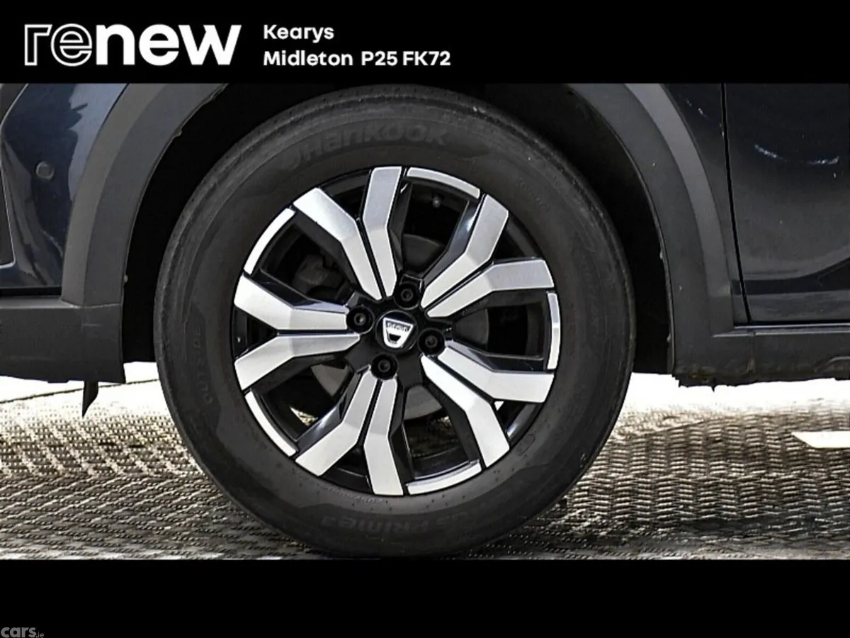 Dacia Sandero Stepway SUV, Petrol, 2022, Grey