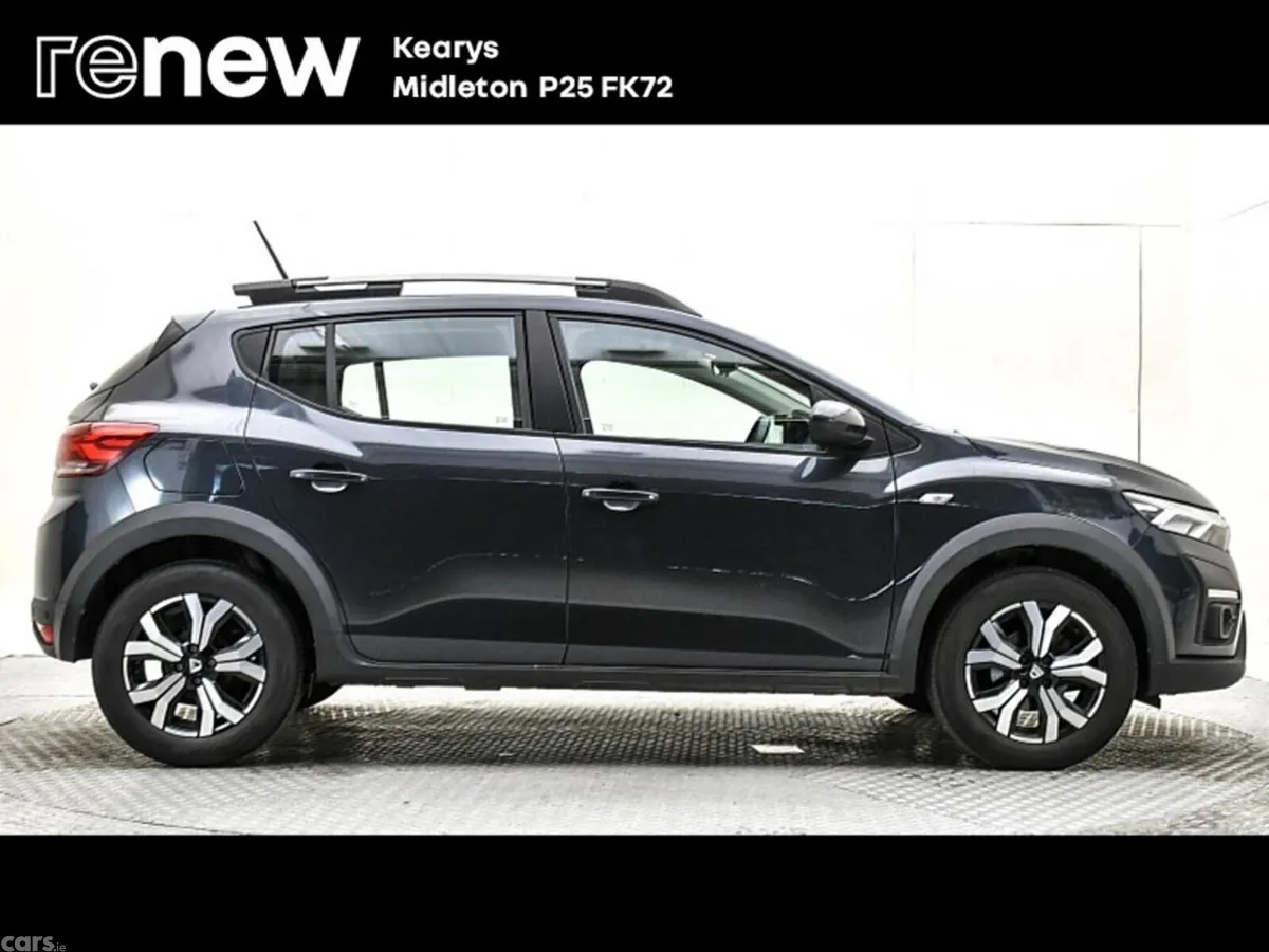 Dacia Sandero Stepway SUV, Petrol, 2022, Grey