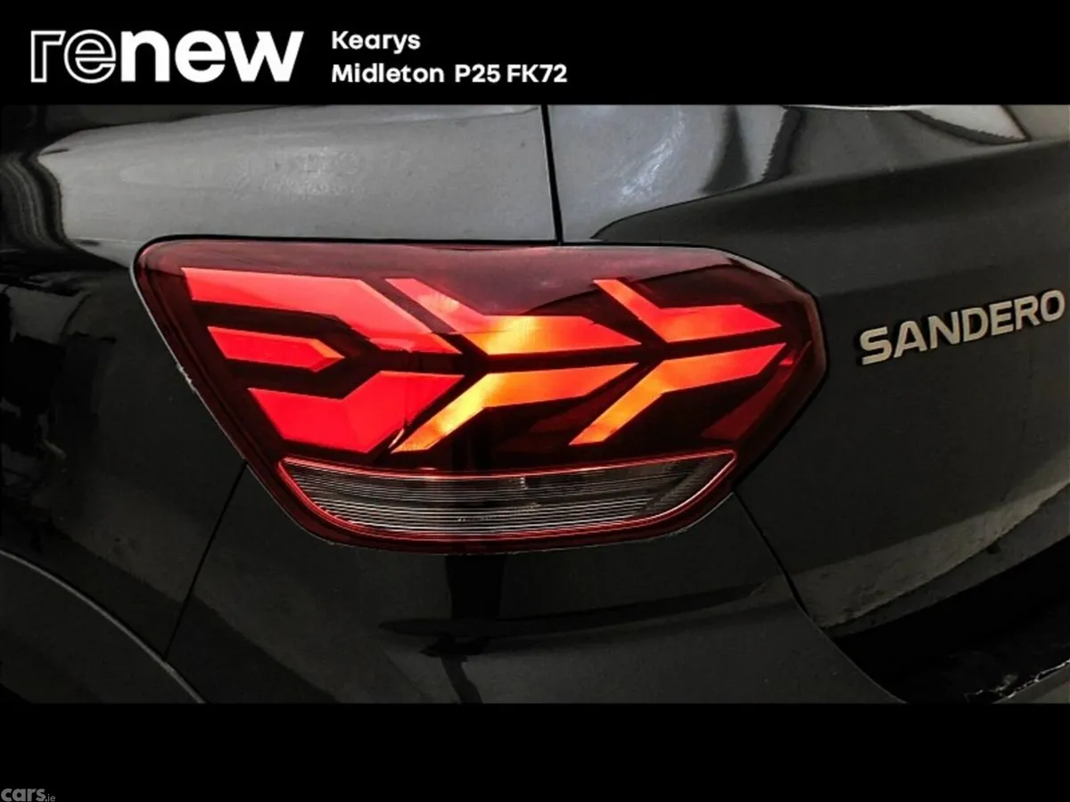 Dacia Sandero Stepway SUV, Petrol, 2022, Grey