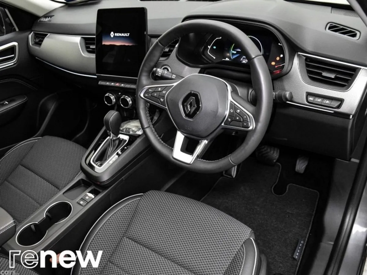 Renault Arkana SUV, Petrol Hybrid, 2023, Grey
