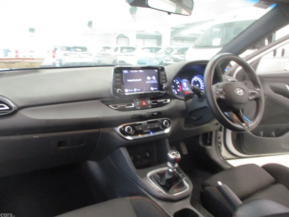 Hyundai i30 Hatchback, Petrol, 2024, White