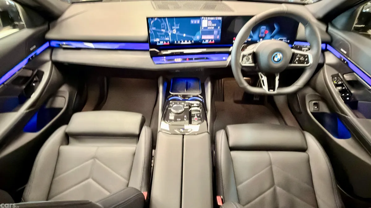 BMW 5-Series Estate, Petrol Hybrid, 2026, Black