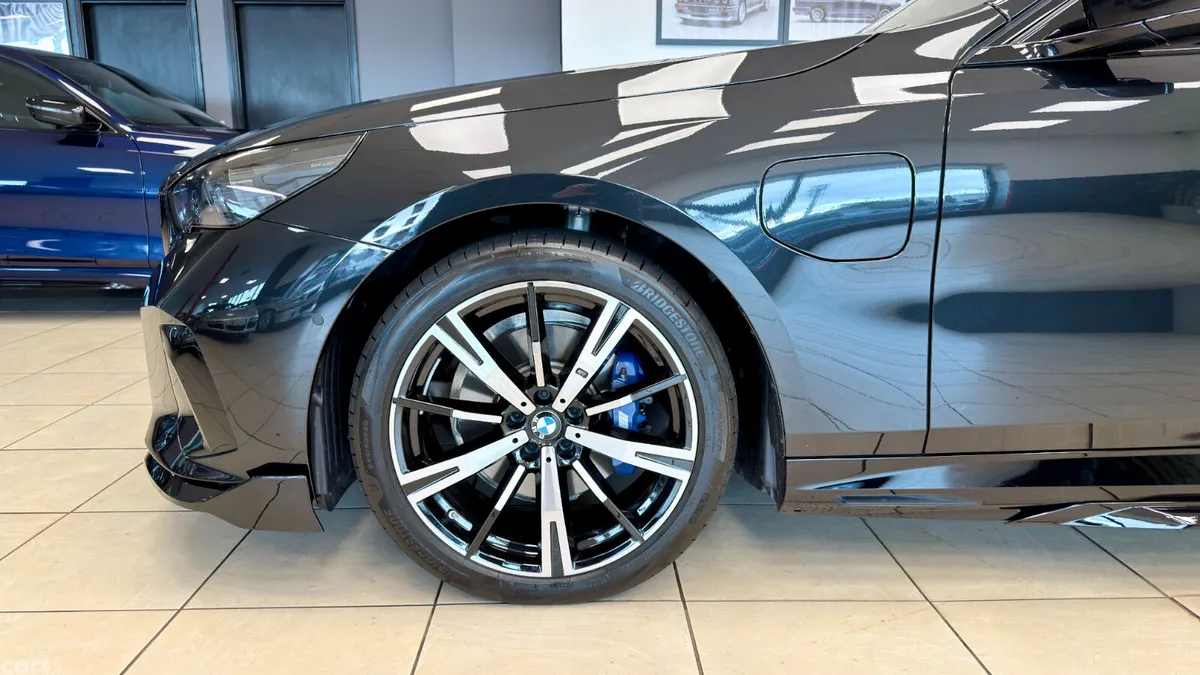 BMW 5-Series Estate, Petrol Hybrid, 2026, Black