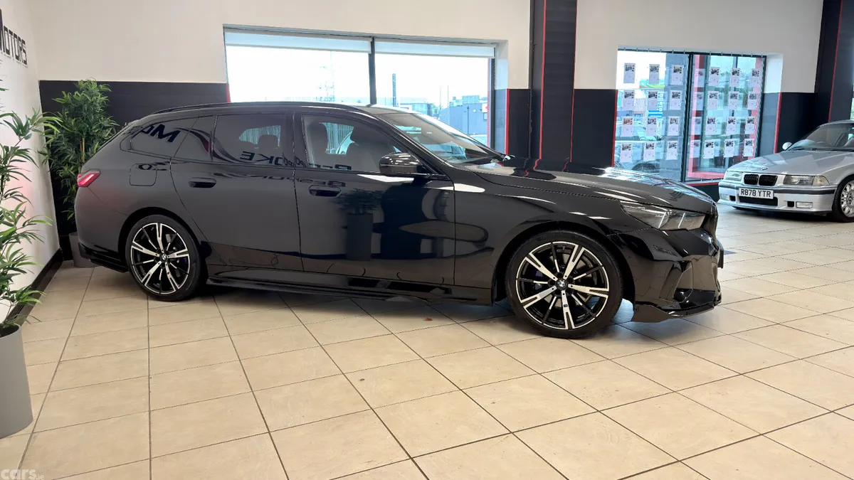 BMW 5-Series Estate, Petrol Hybrid, 2026, Black
