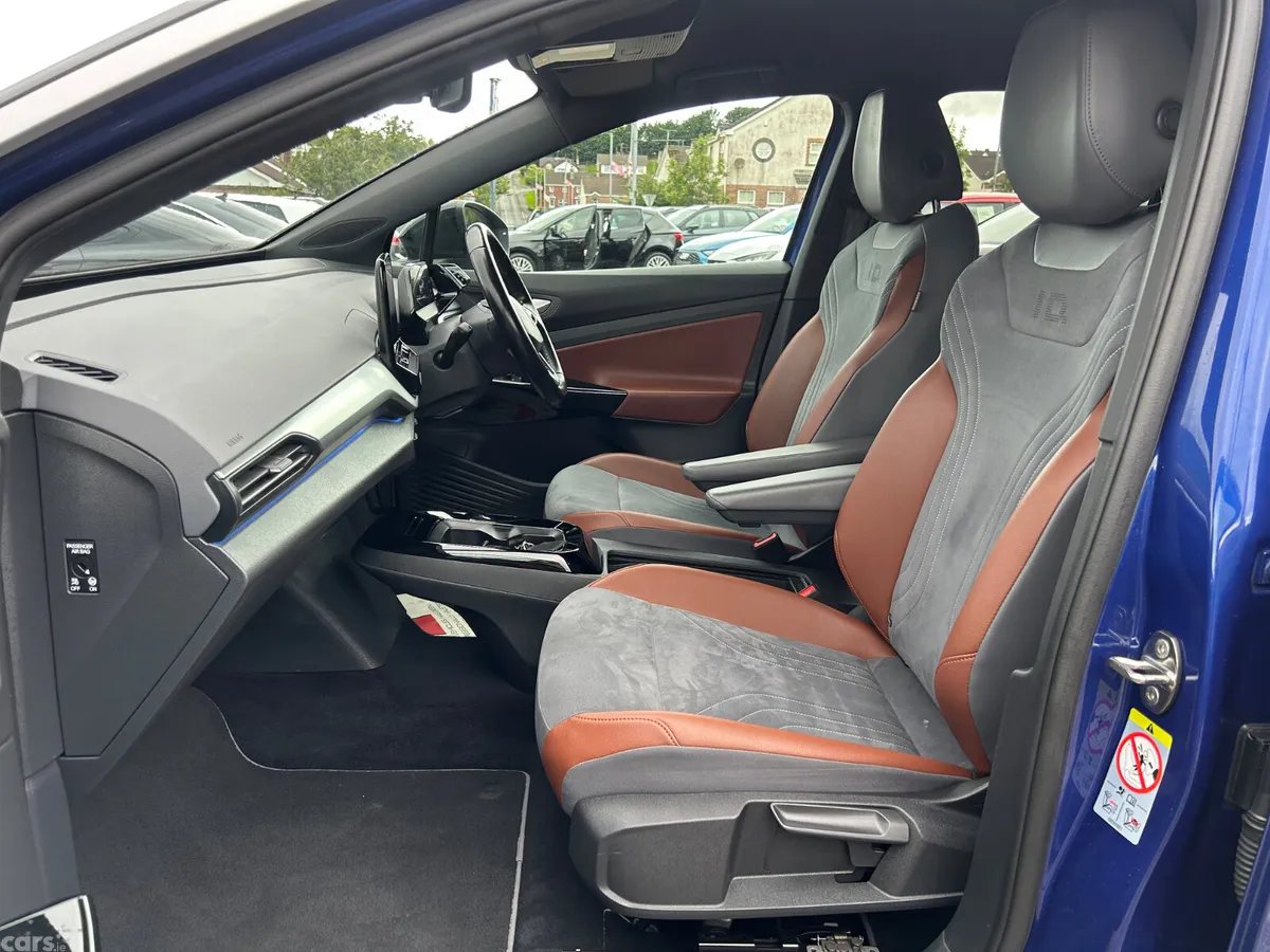 Volkswagen ID.4 SUV, Electric, 2021, Blue