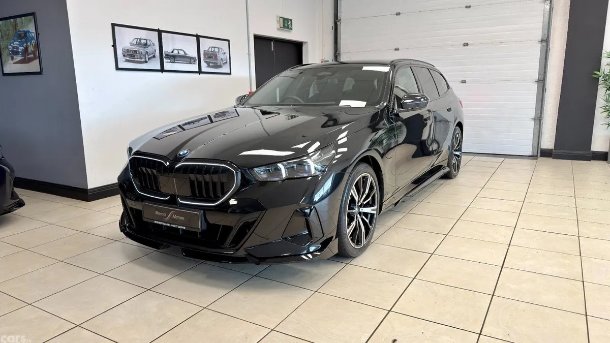 BMW 5-Series Estate, Petrol Hybrid, 2026, Black