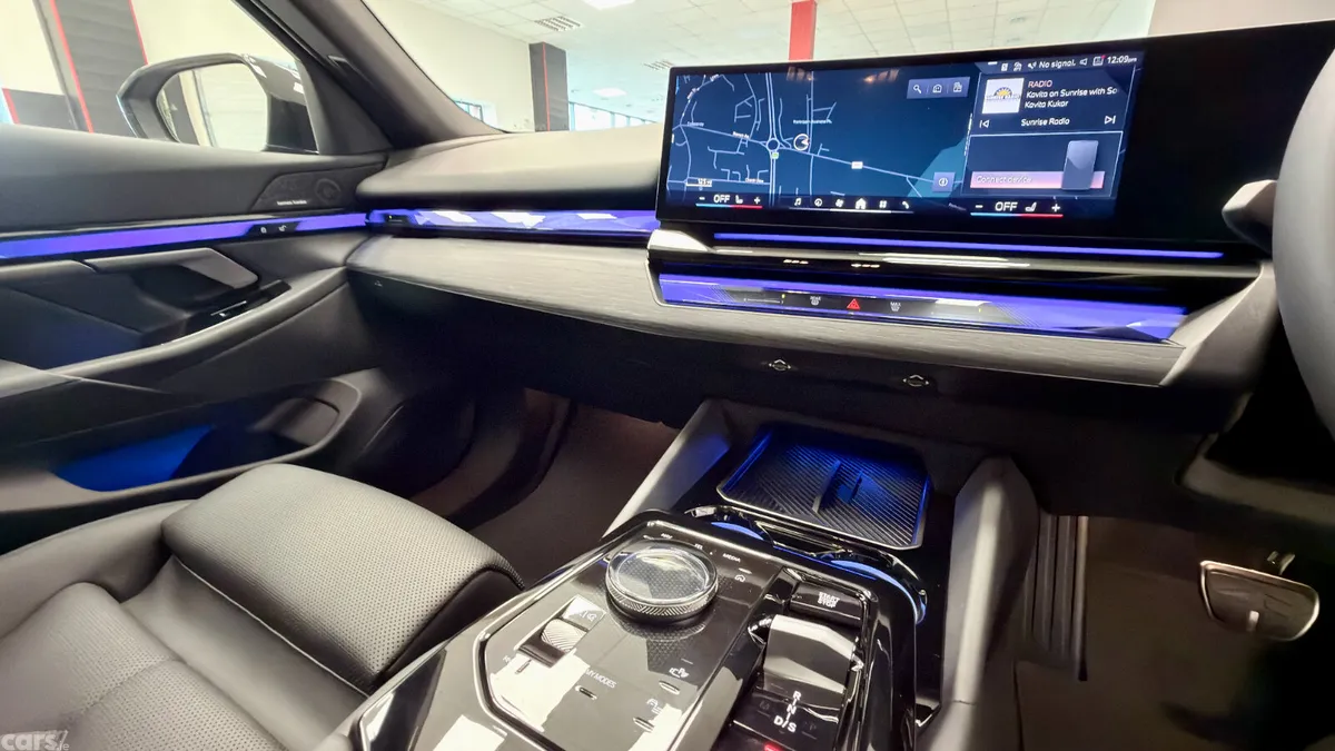 BMW 5-Series Estate, Petrol Hybrid, 2026, Black