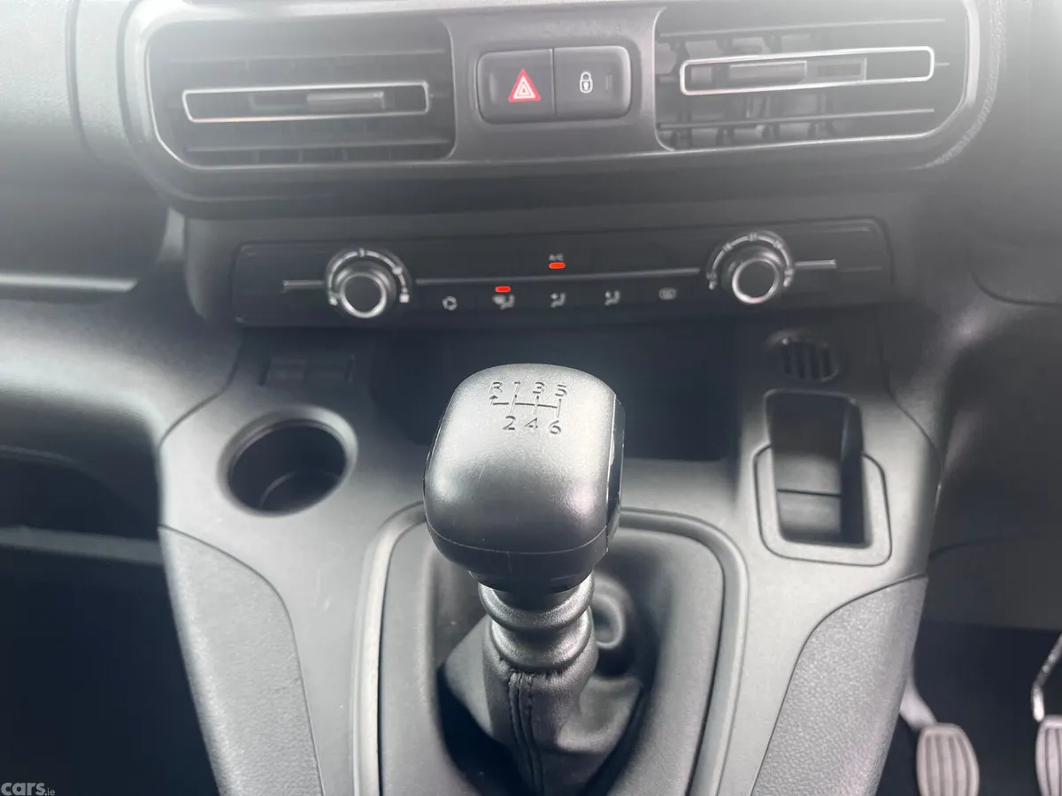 Citroen Berlingo Multispace MPV, Diesel, 2024, Grey
