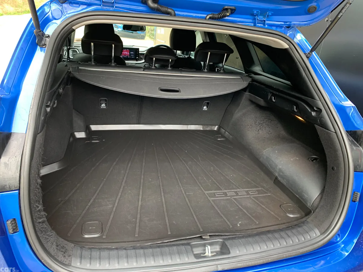 Kia Ceed Estate, Petrol Plug-in Hybrid, 2022, Blue