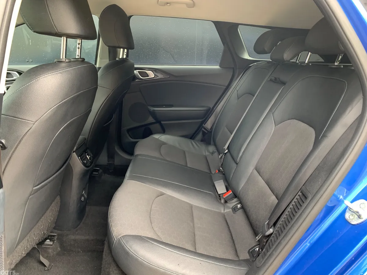 Kia Ceed Estate, Petrol Plug-in Hybrid, 2022, Blue