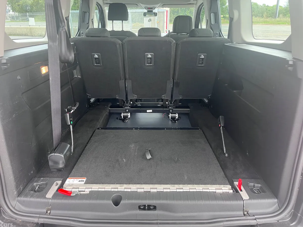 Citroen Berlingo Multispace MPV, Diesel, 2024, Grey
