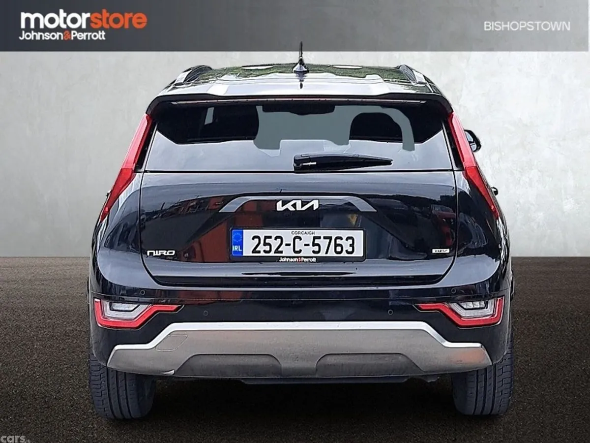 Kia Niro SUV, Petrol Plug-in Hybrid, 2025, Black