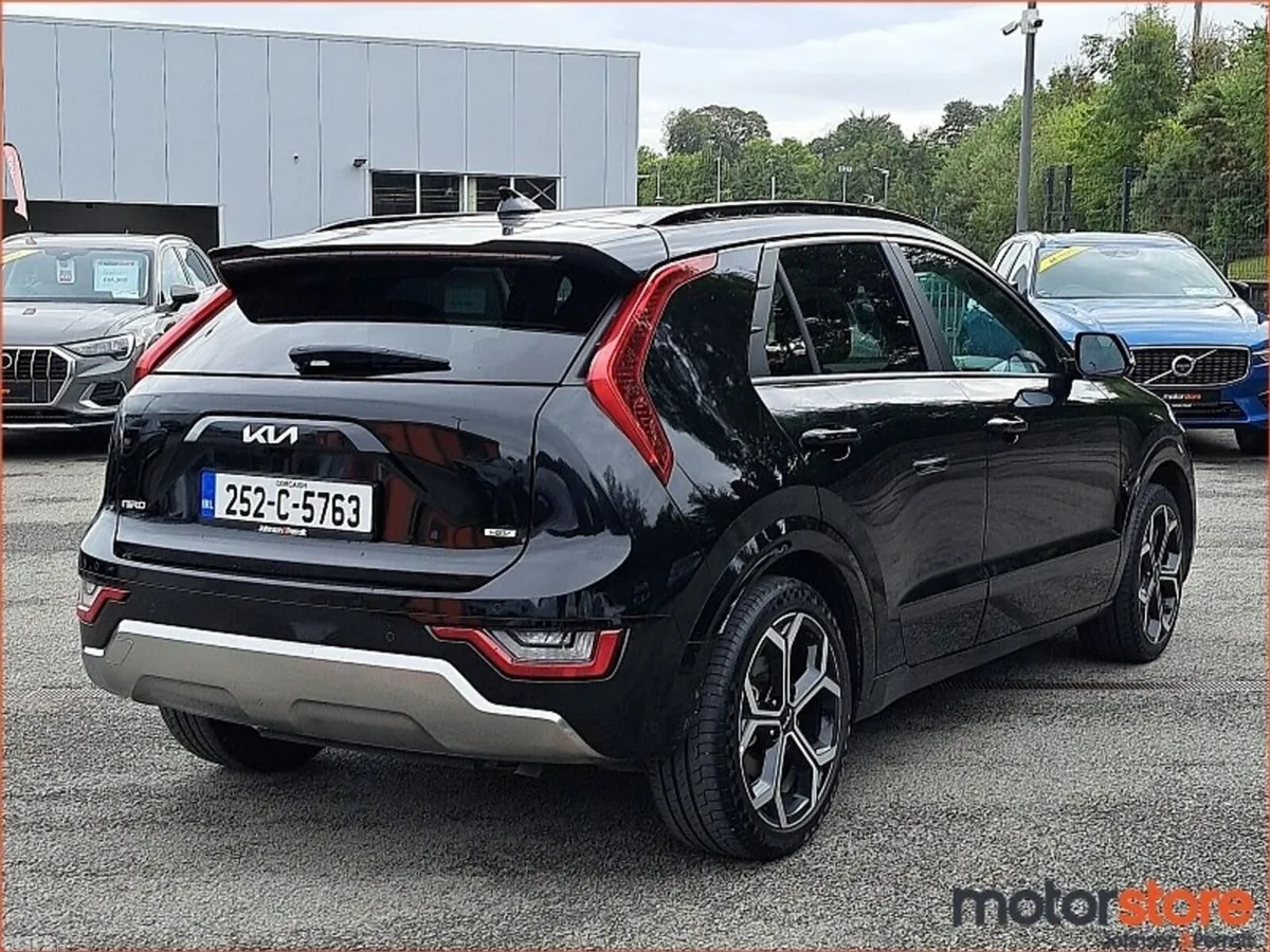 Kia Niro SUV, Petrol Plug-in Hybrid, 2025, Black