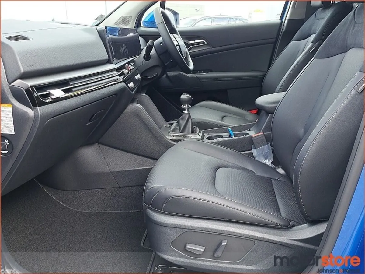 Kia Sportage SUV, Diesel Hybrid, 2026, Blue