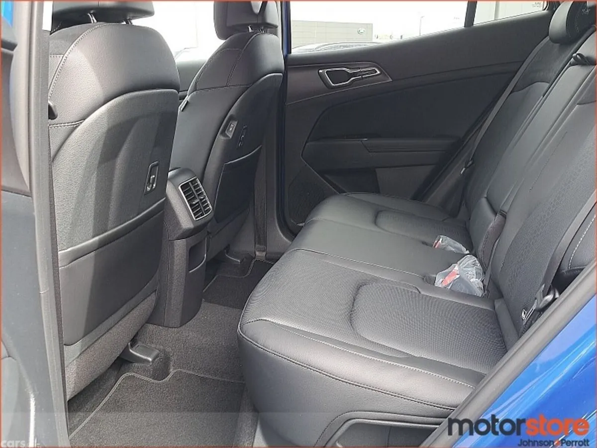 Kia Sportage SUV, Diesel Hybrid, 2026, Blue