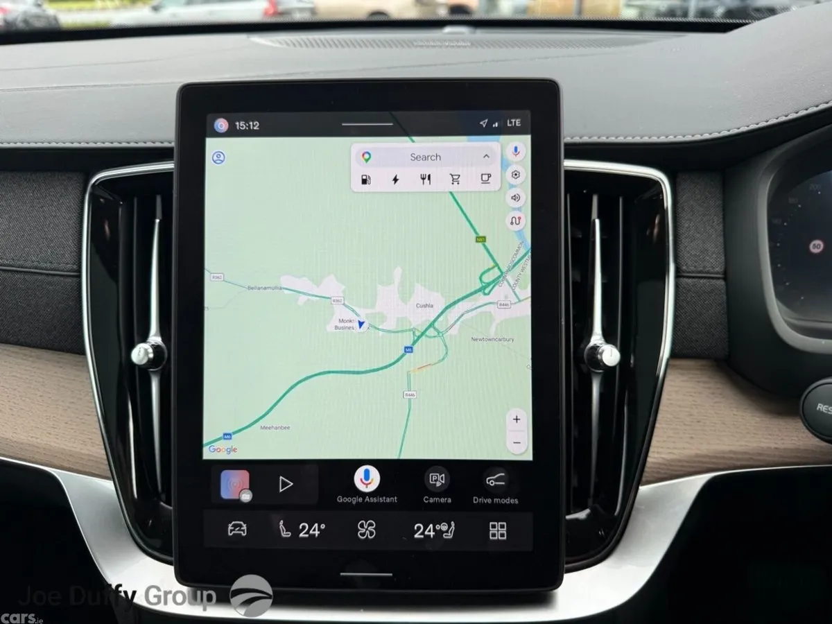 Volvo XC90 SUV, Petrol Plug-in Hybrid, 2025, Silver