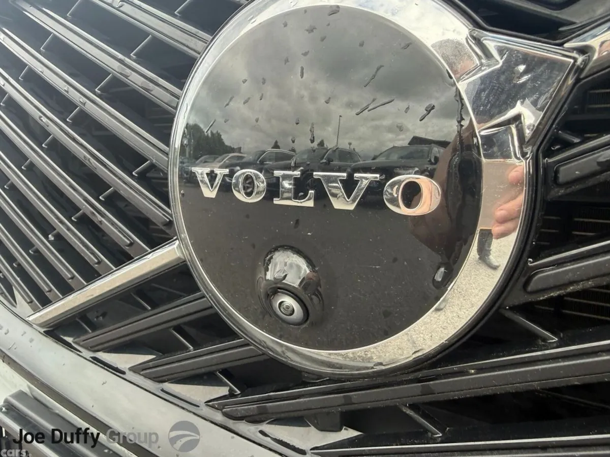 Volvo XC60 SUV, Petrol Plug-in Hybrid, 2025, Grey