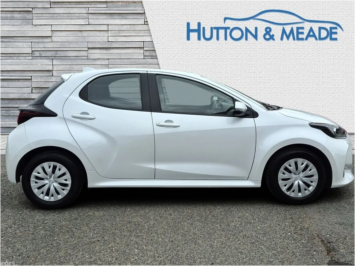 Mazda Mazda2 Hatchback, Petrol Hybrid, 2024, White