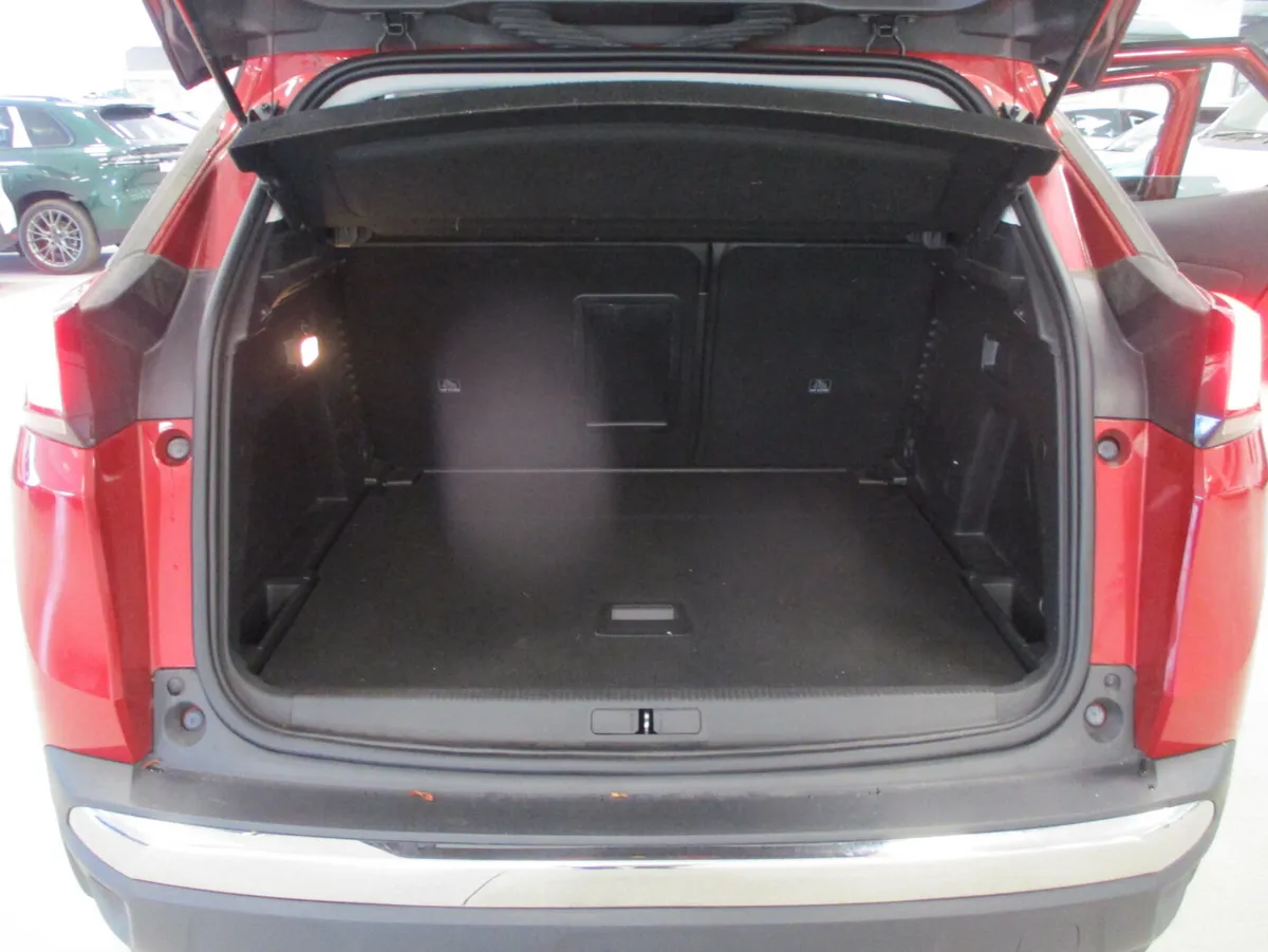 Peugeot 3008 SUV, Diesel, 2020, Red