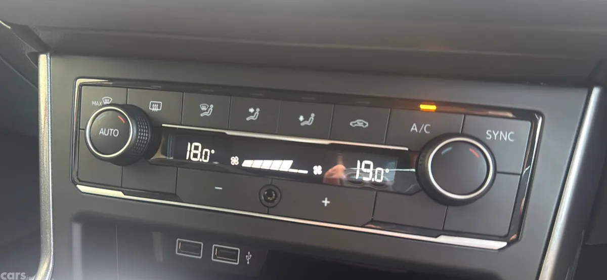 Volkswagen Polo Hatchback, Petrol, 2019, Red