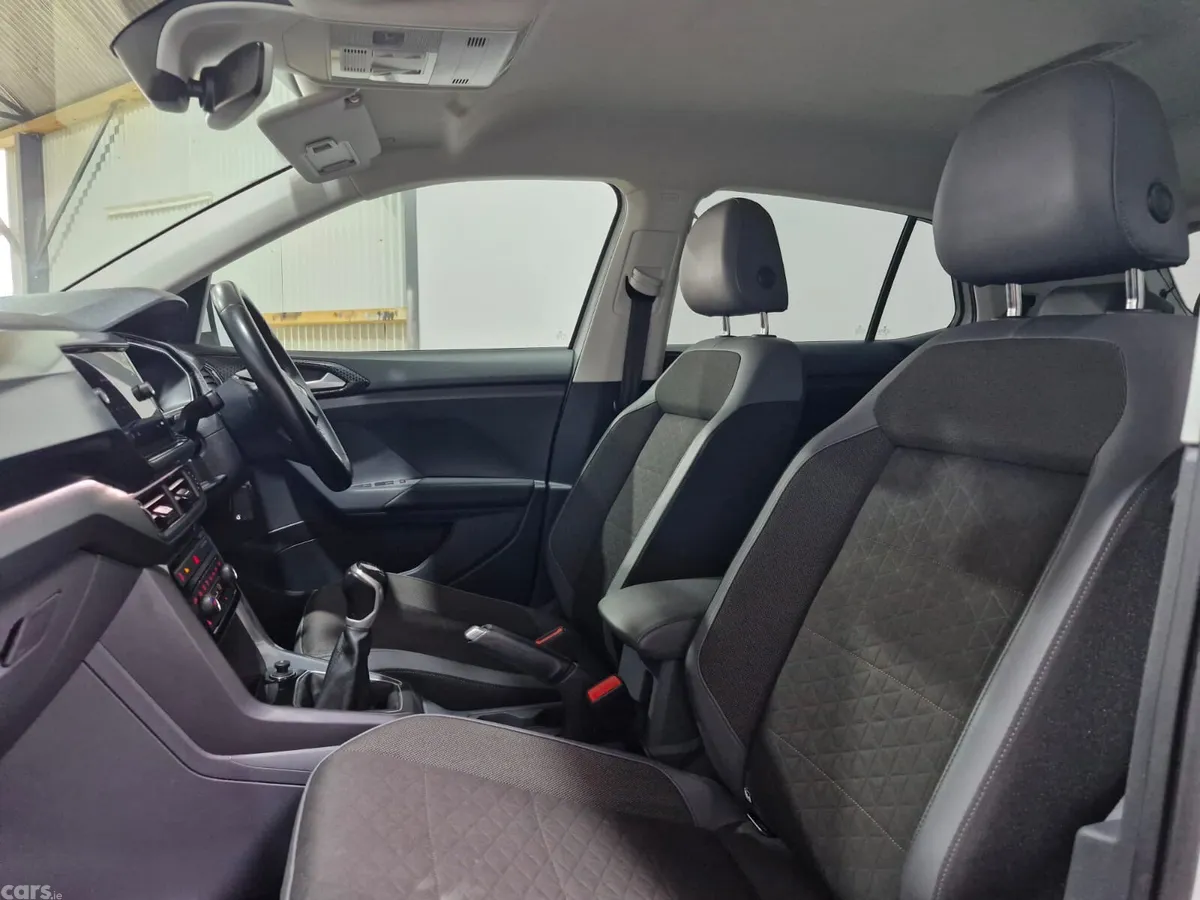 Volkswagen T-Cross MPV, Petrol, 2020, White
