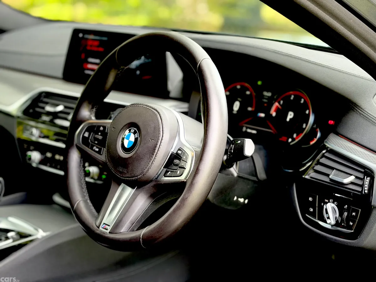 BMW 5-Series Saloon, Diesel, 2017, Blue