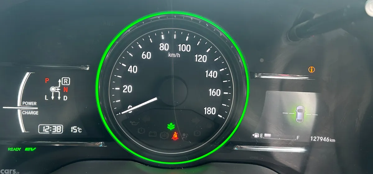 Honda Vezel MPV, Petrol Hybrid, 2018, Red