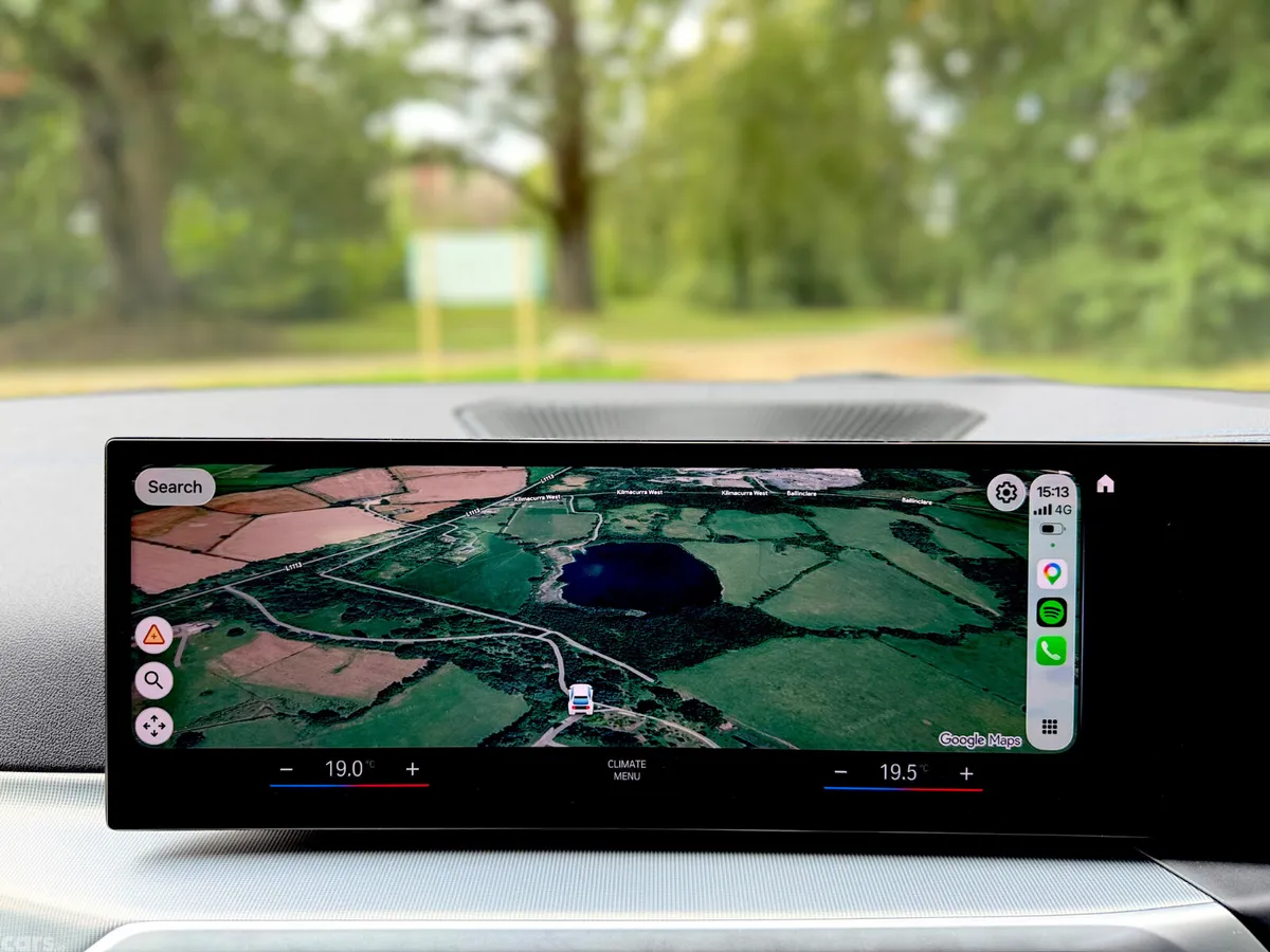 BMW 3-Series Estate, Petrol Plug-in Hybrid, 2023, Black