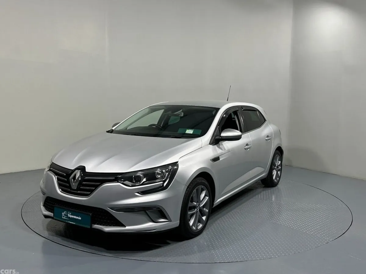 Renault Megane Hatchback, Diesel, 2016, Silver