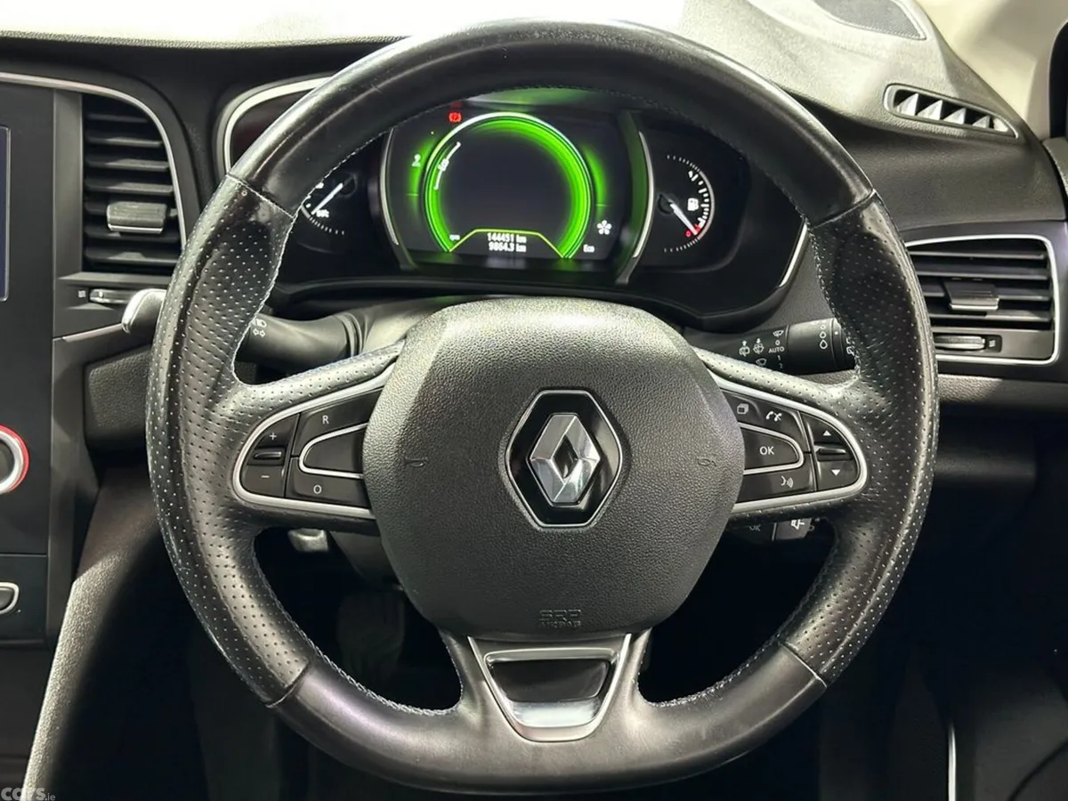 Renault Megane Hatchback, Diesel, 2016, Silver