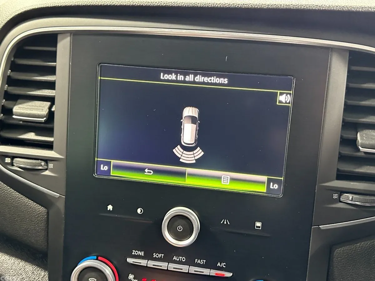 Renault Megane Hatchback, Diesel, 2016, Silver